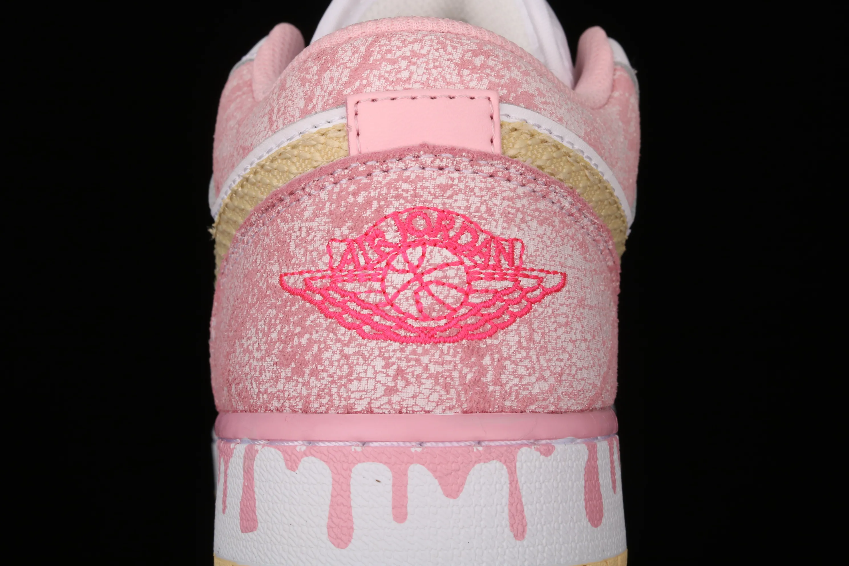 All categories Air Jordan Jordan series basketball shoes Air Jordan 1 Low P version Air Jordan 1 Low GS AJ1 Joe 1 low-top ice cream low-top basketball shoes CW7104-601